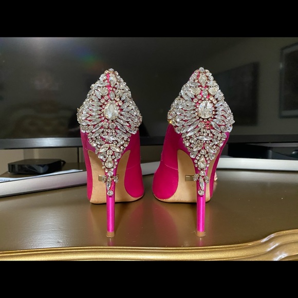 badgley mischka hot pink shoes